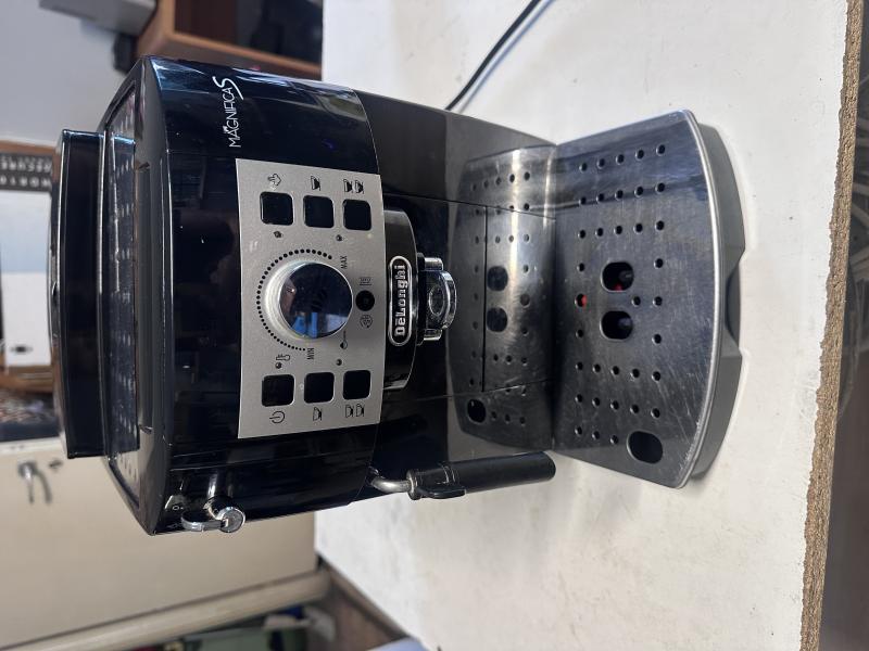 Delonghi Magnifica S